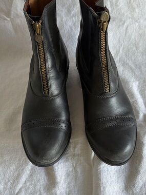 Ariat Black Leather Front-Zip paddock boots with metal zipper
